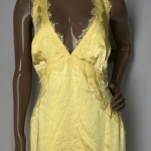 More To Come Women’s Sheila Midi Dress Yellow Size M - Picture 10 of 11